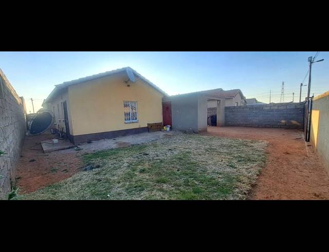 2 BEDROOM PROPERTY TO RENT IN PROTEA GLEN